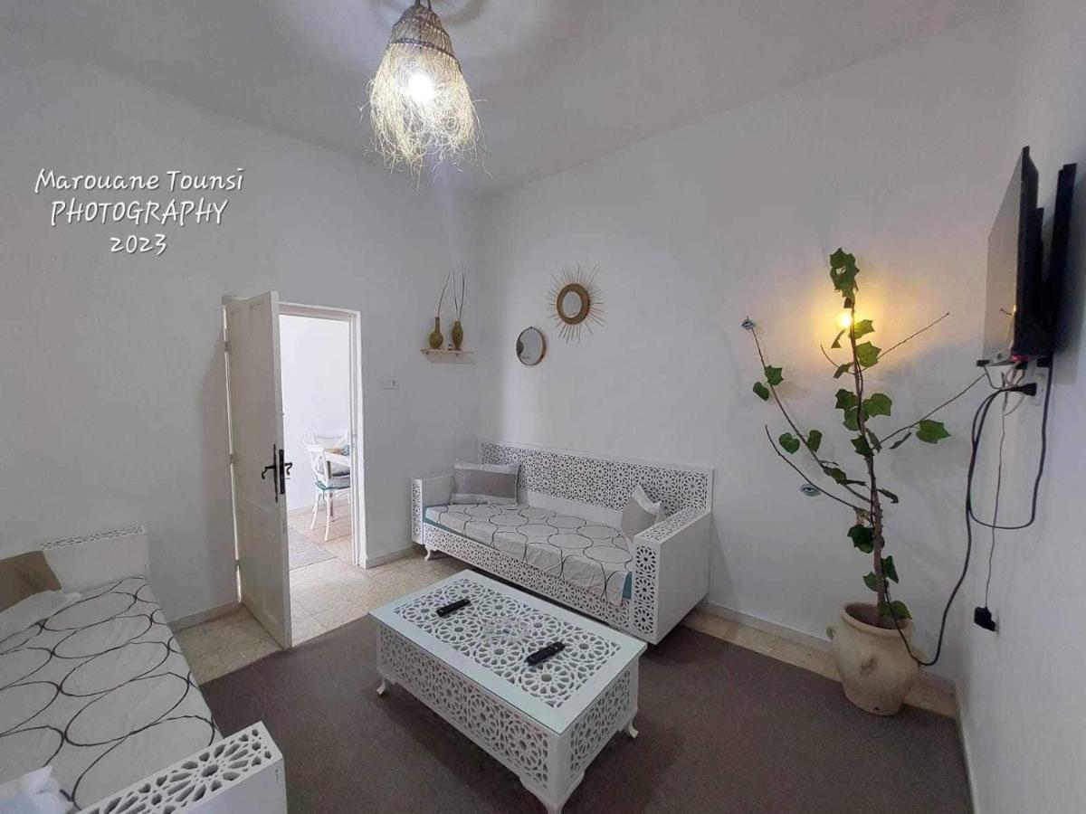 Studio De Charme Houmt El Souk Exterior foto